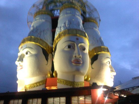 Shrungagiri Sri Shanmukha Temple